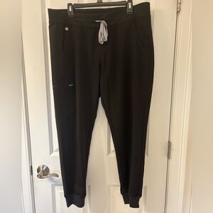FIGS Women’s Black Zamora Jogger Scrub Pant X-LARGE